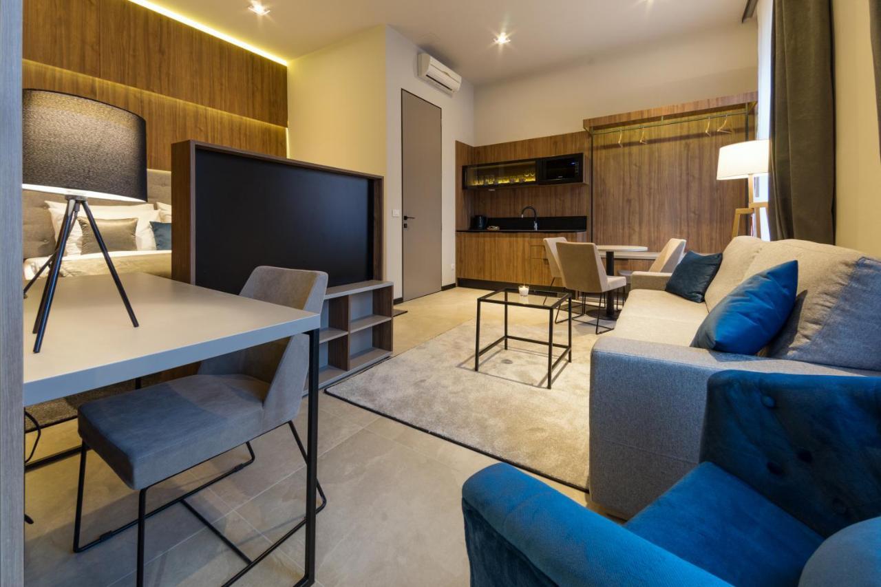Apartamento Dezman Luxury Center Zagreb Exterior foto
