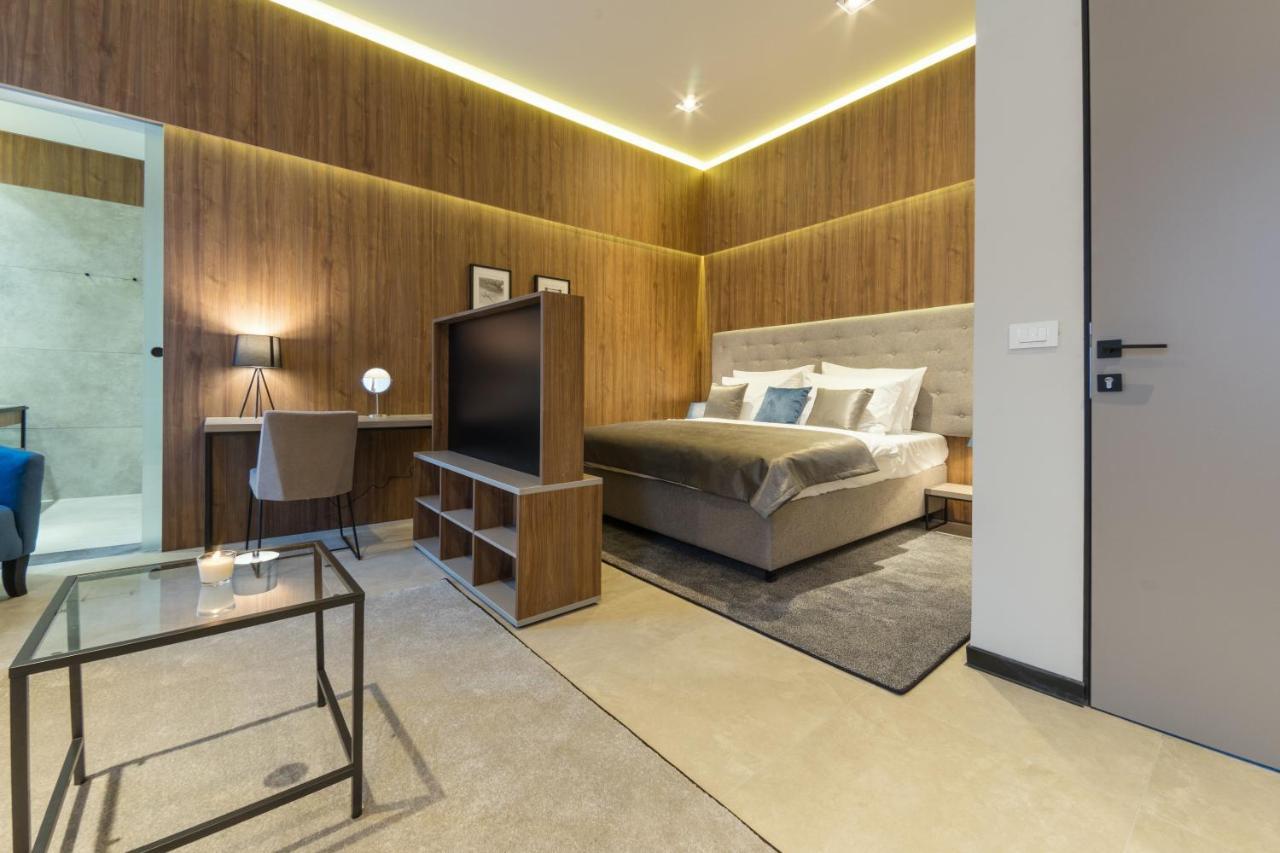 Apartamento Dezman Luxury Center Zagreb Exterior foto