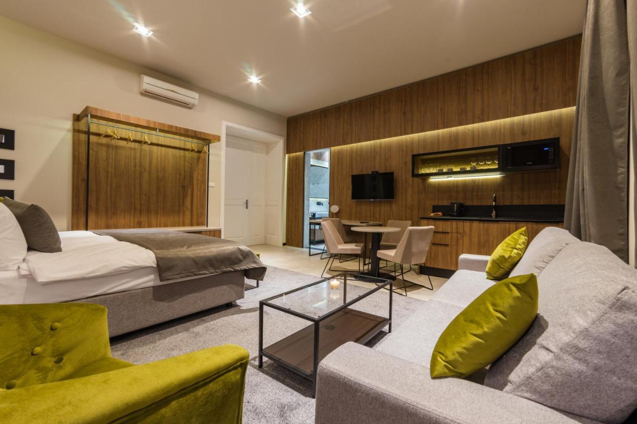 Apartamento Dezman Luxury Center Zagreb Exterior foto