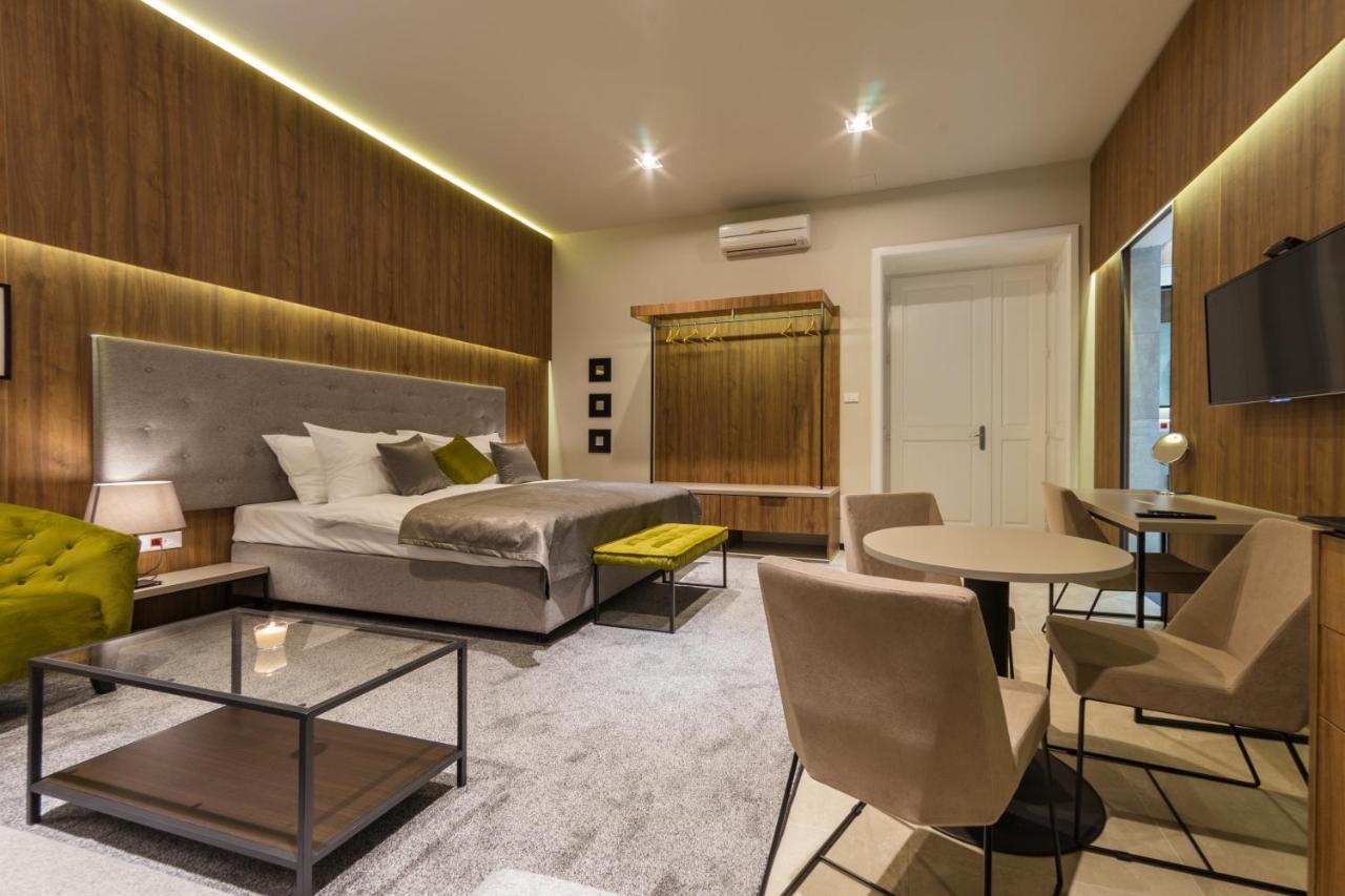 Apartamento Dezman Luxury Center Zagreb Exterior foto